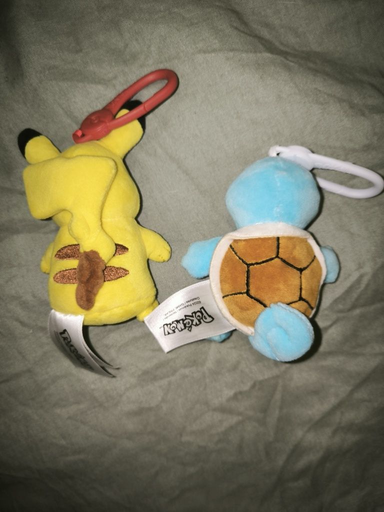 Porta-Chaves de Peluche Pokémon pikachu e squirtle