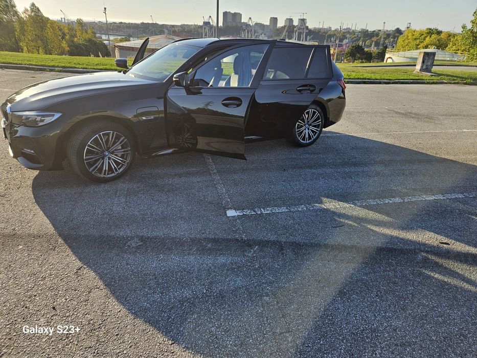 BMW 330e Pack M -
