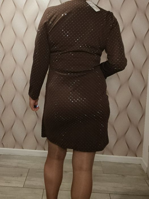 Elegancka sukienka  44 46