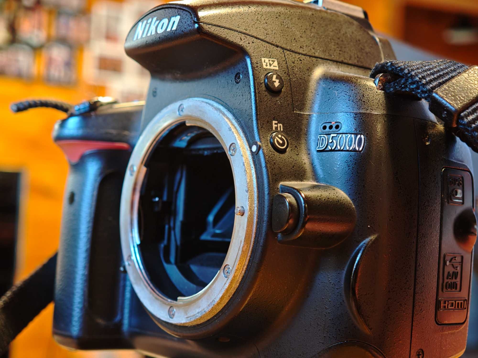 Câmera Digital NIKON D5000