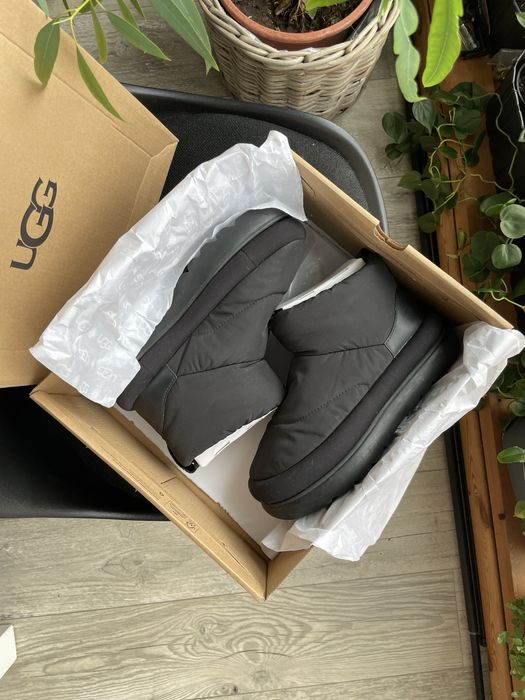 Ugg classic maxi mini boot black