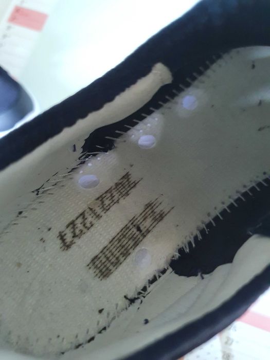 NOWE Buty sportowe przewiewne, wkładane, rozm. 39