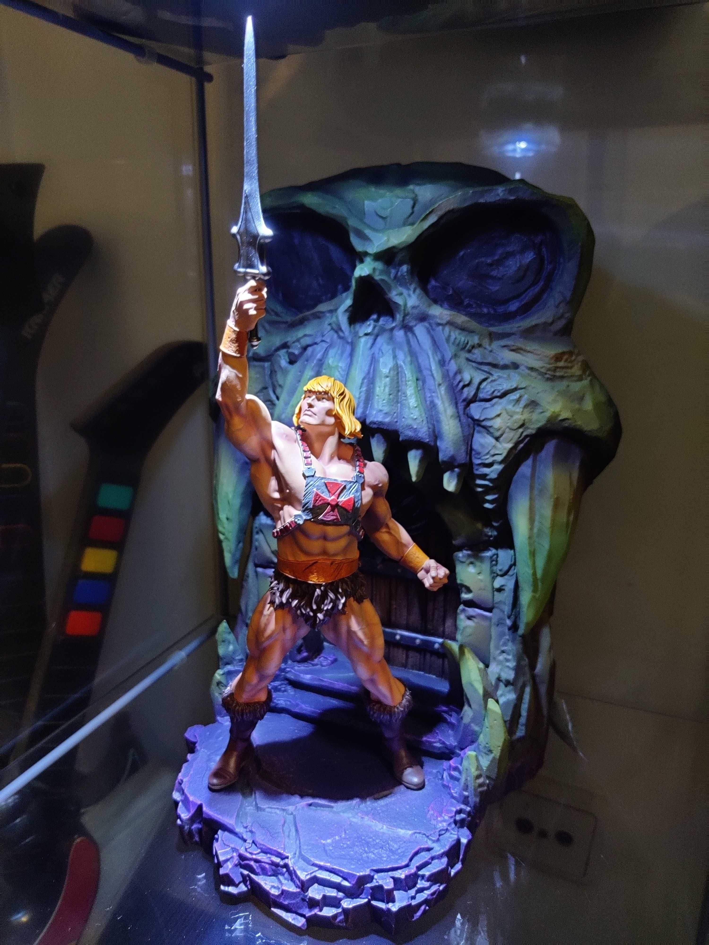 Masters Of The Universe Deluxe: He-Man - Iron Studios