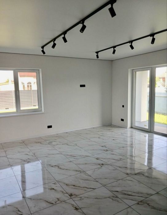 Будинок з РЕМОНТОМ та ГАЗОМ +5 соток +навіс м.Бориспіль