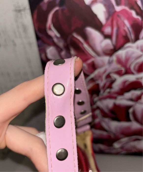 Невелика рожева сумка зі стразами