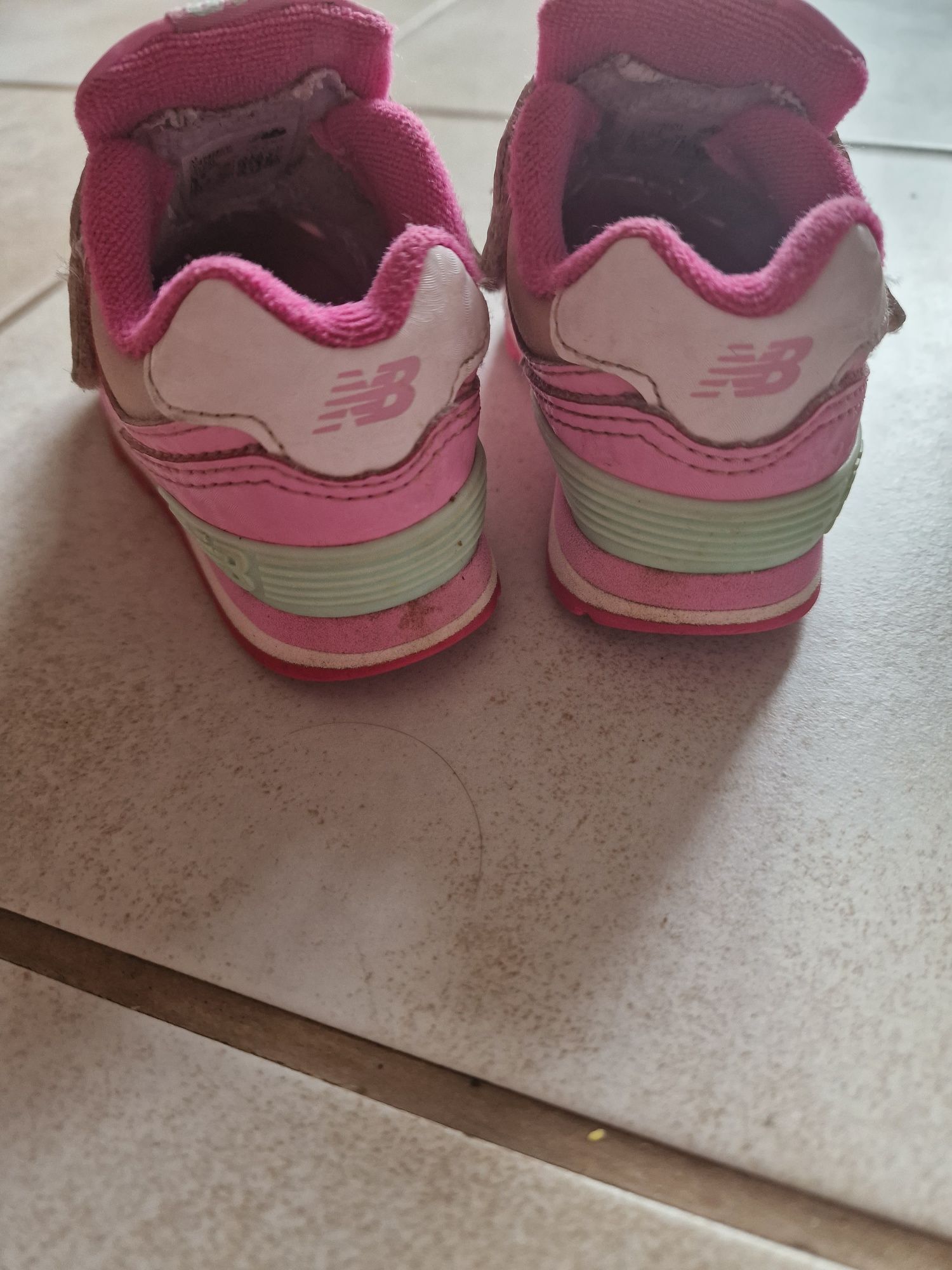 Buciki niemowlęce buty dziecięce new balance sneakersy