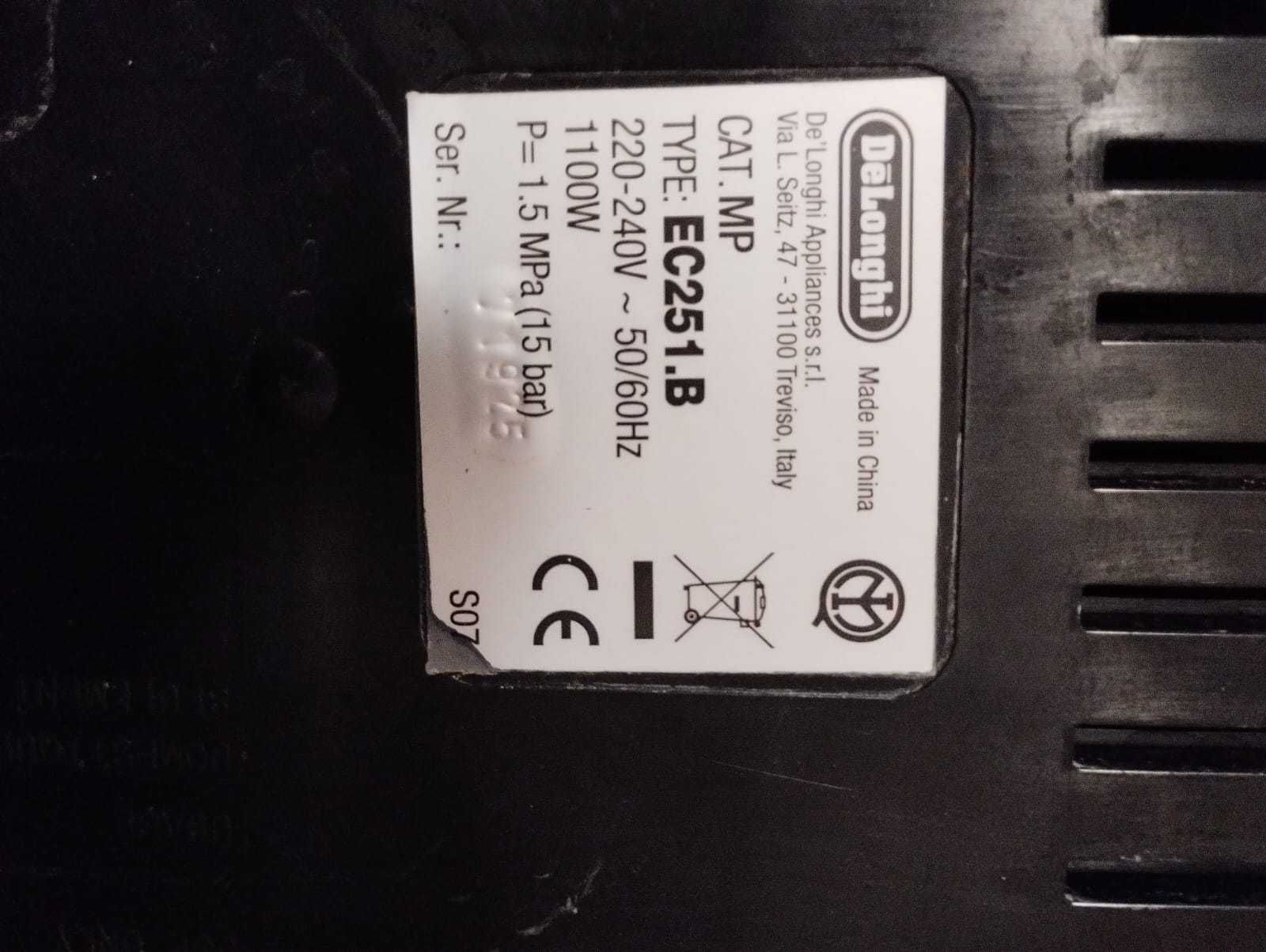 Ekspres De'Longhi EC 251.B