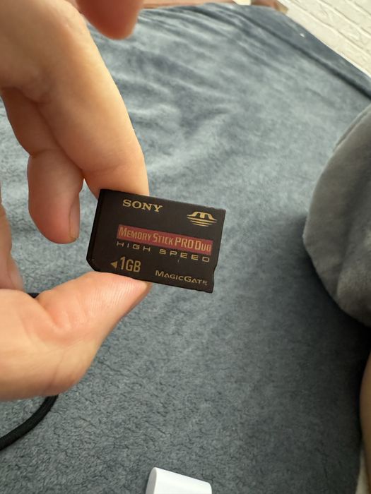 Цифровик sony t50