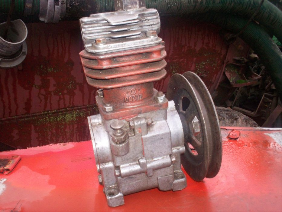 Sprężarka Ursus C-328, C-330 . C-360 -3P . C-385, 902, 904, 912, 914,