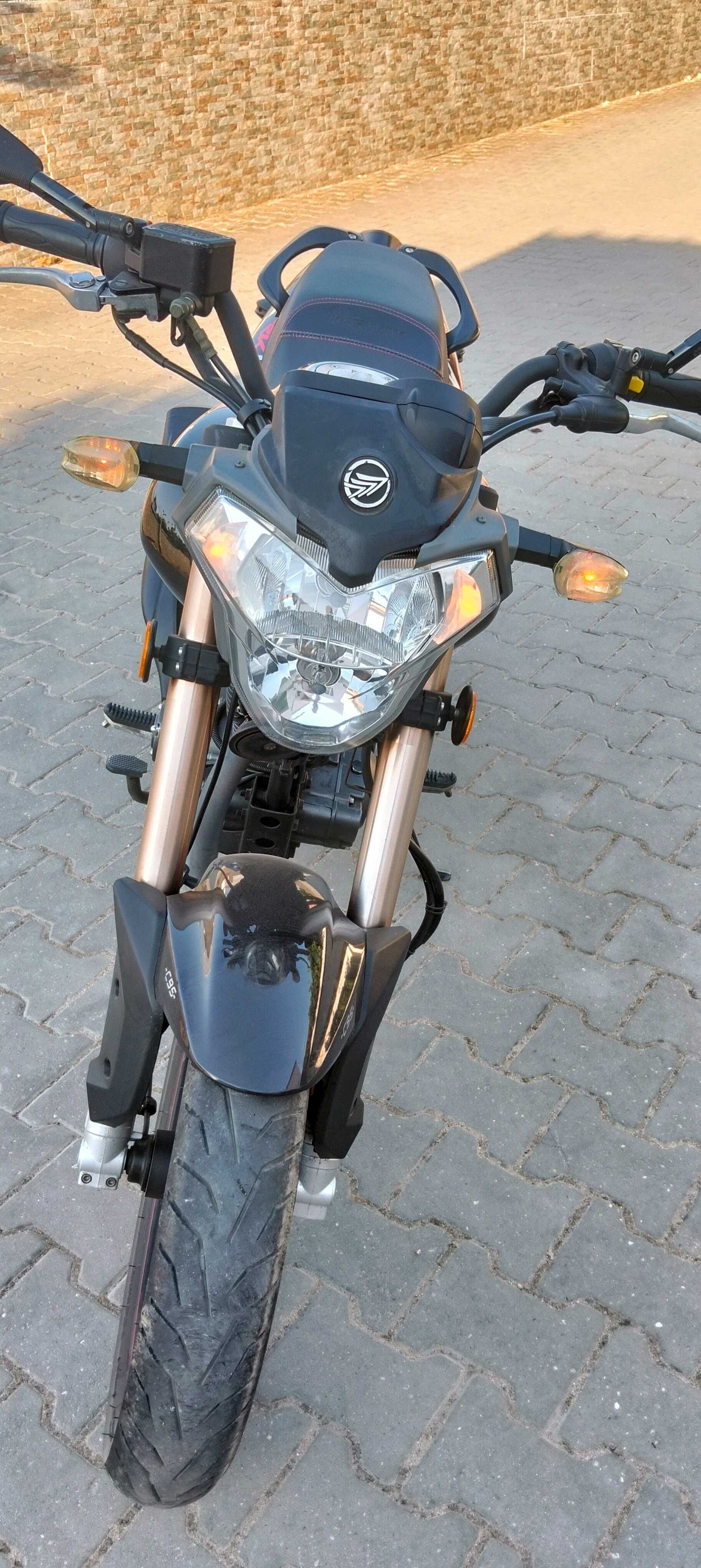 Mota Benelli 125 cc para venda