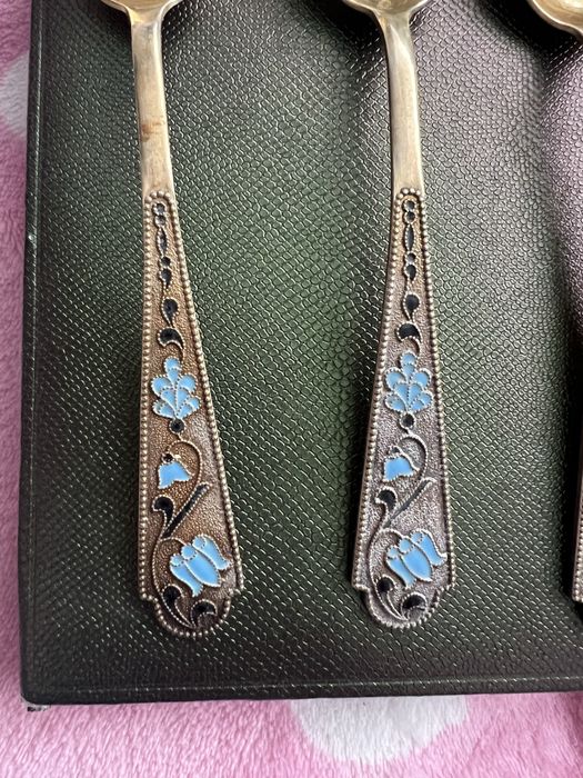 Ложки серебро 875 пробы с эмалью и позолотой очень режкий декор