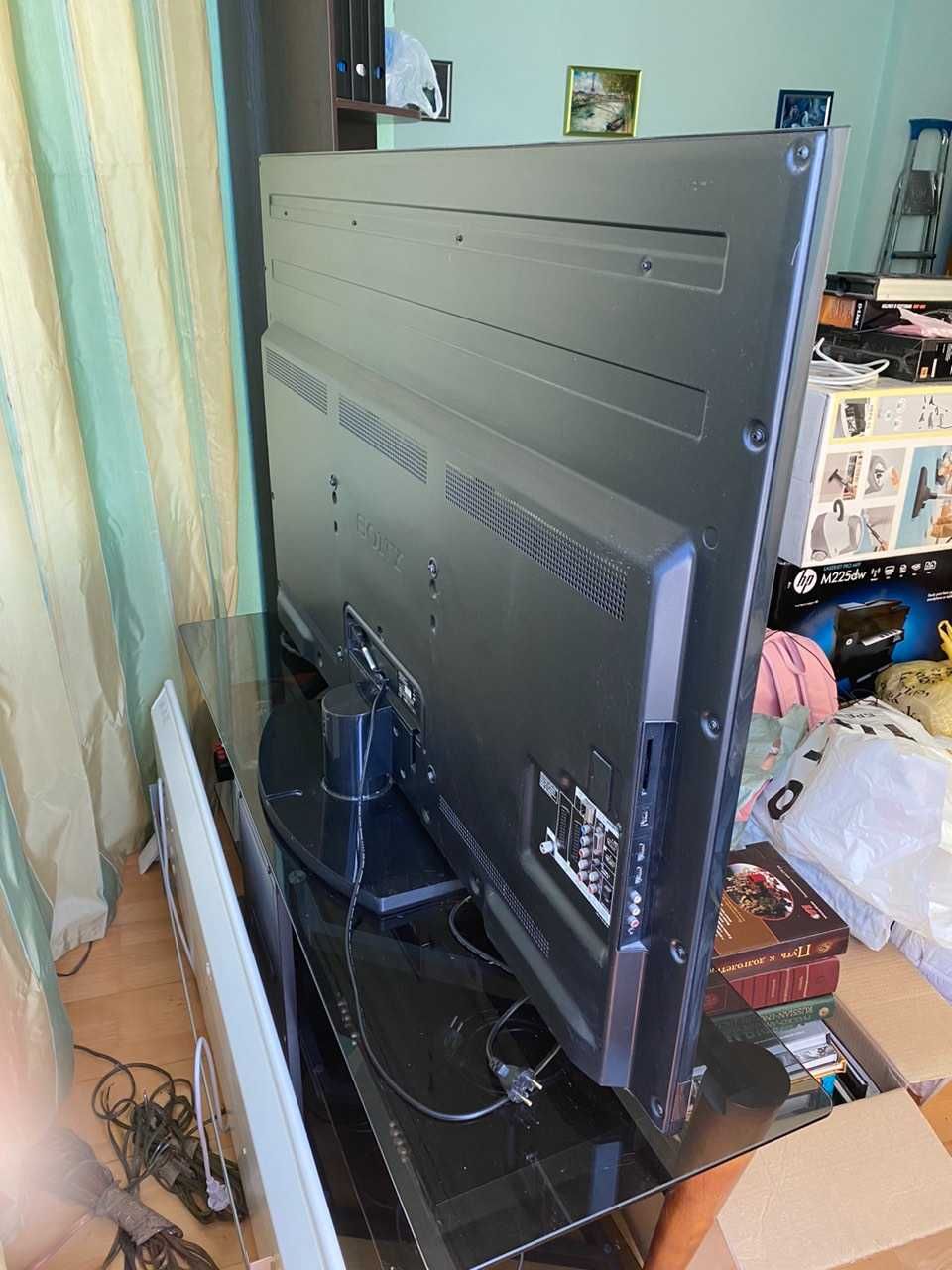 Телевізор SONY Bravia KDL-60EX700 в ідеальному стані