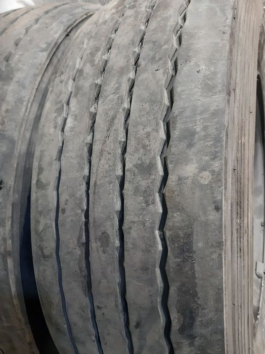 Opony Felgi Koła Ciężarowe 2X 315/70 R22.5 Giti Gsr225