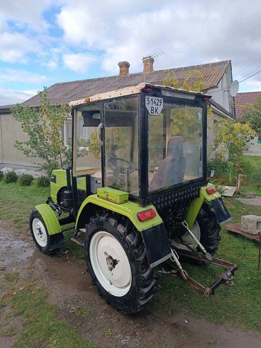 Продам трактор дв244ат