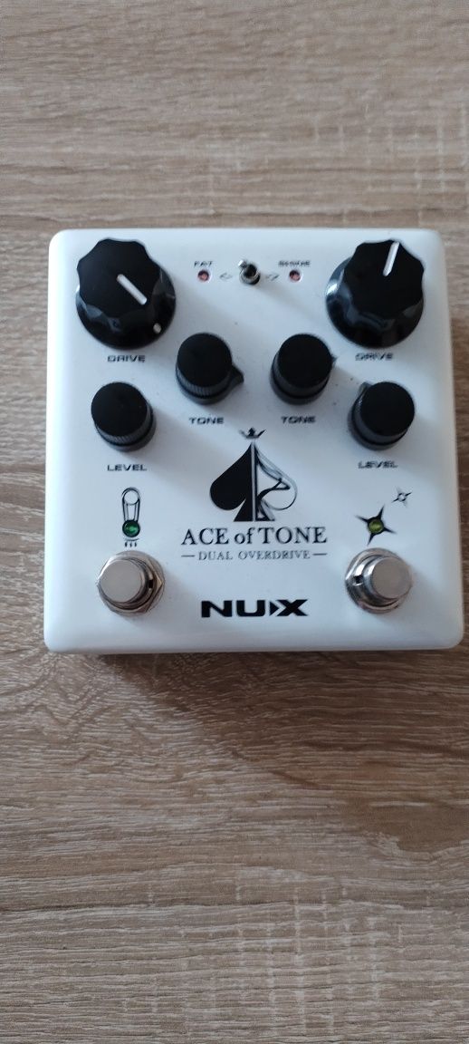 Efekt Nux Ace of tone