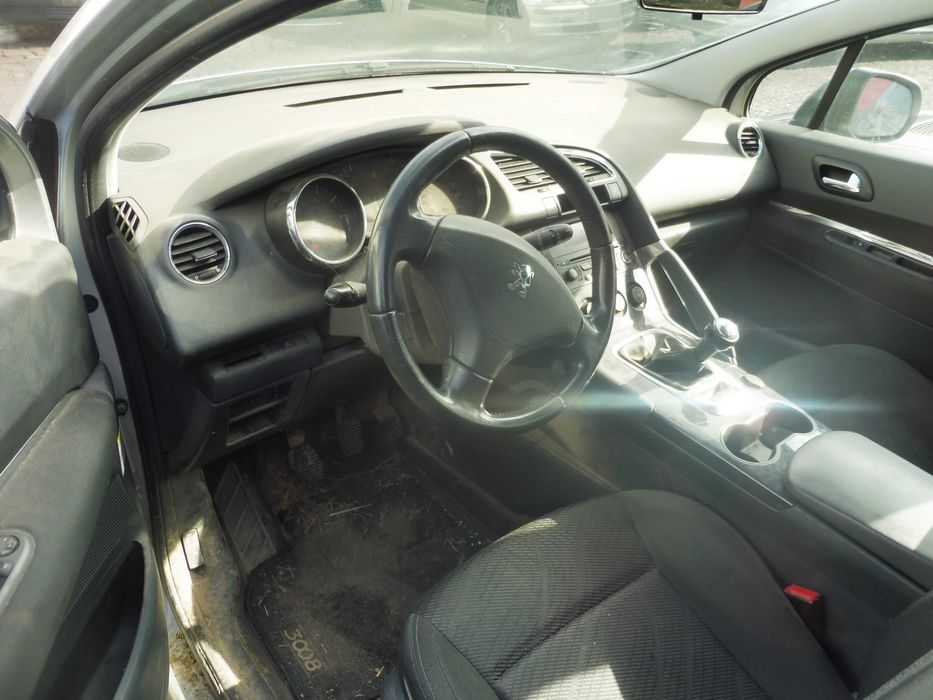 Peugeot 5008 na części zderzak maska drzwi szyba lusterko