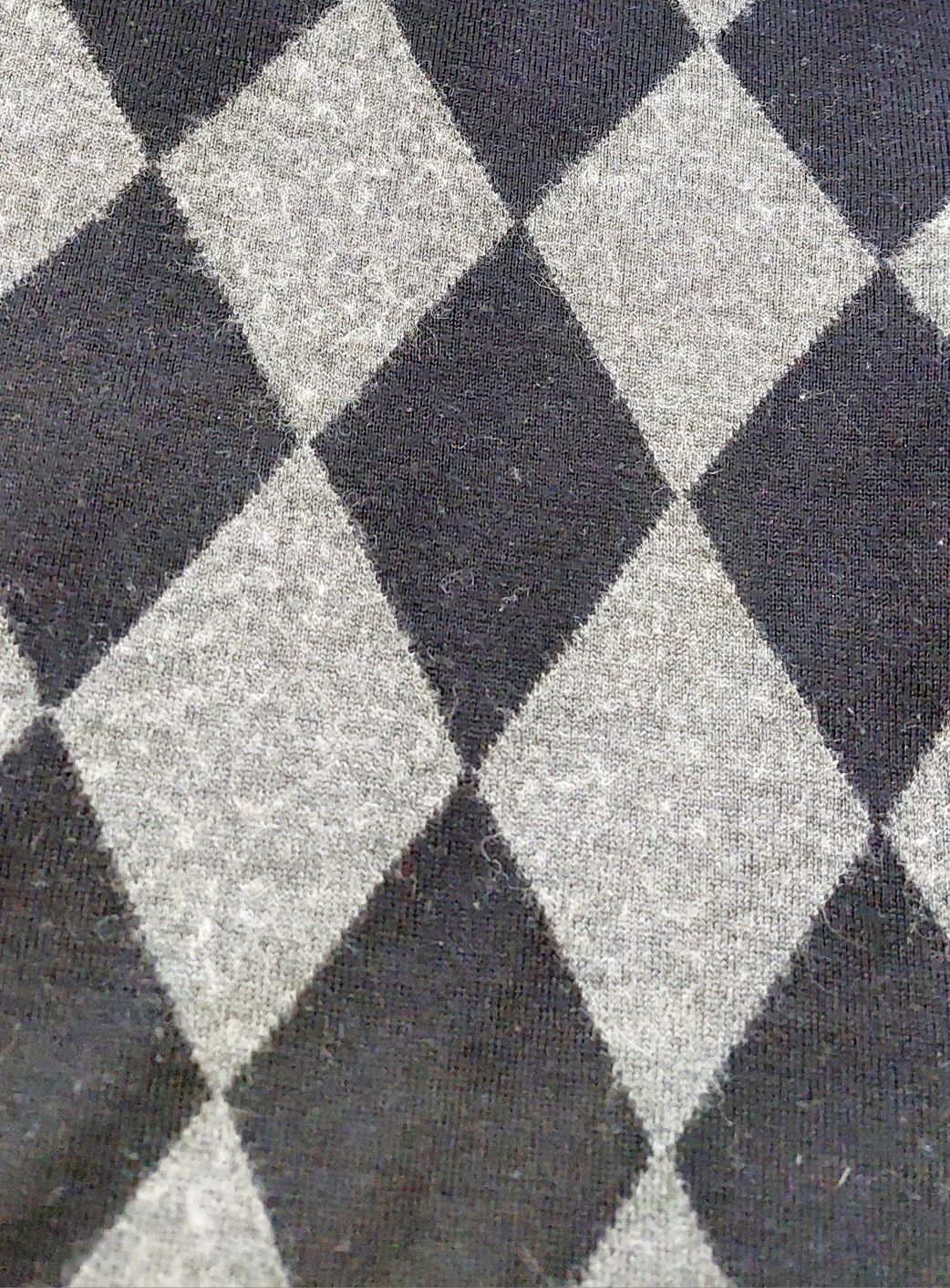 Джемпер в ромби H&M