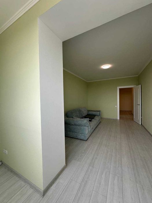 Продаж 2-кімнатної квартири в новому будинку в центрі міста