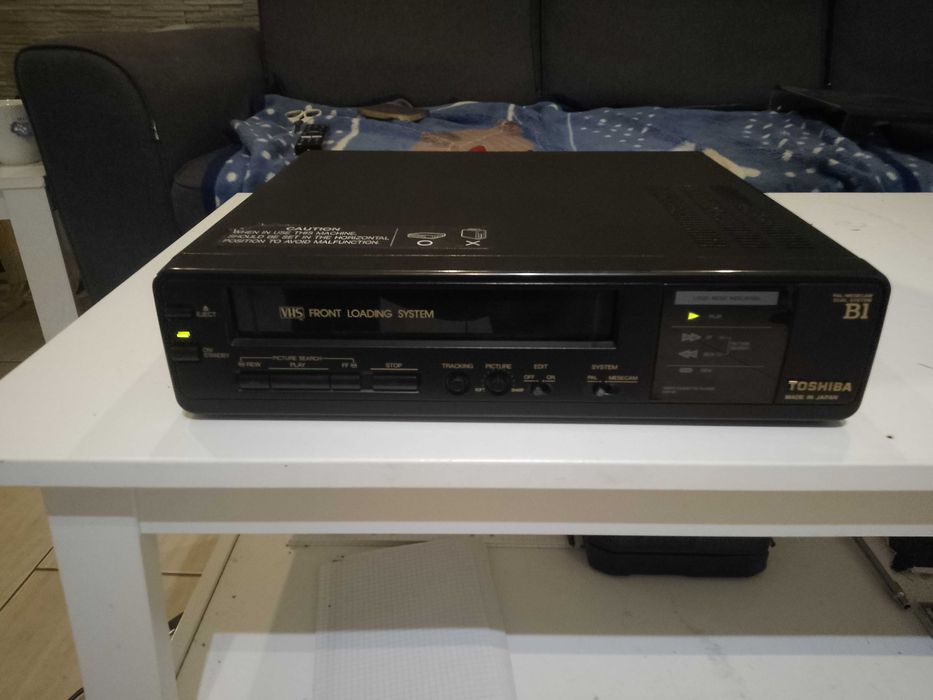 Magnetowid TOSHIBA B1 sprawny