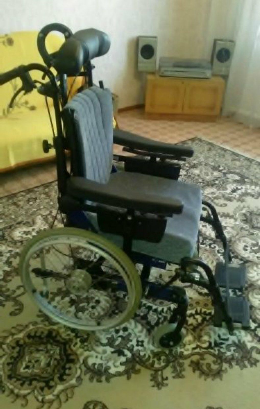 Продам инвалидную коляску трансформер