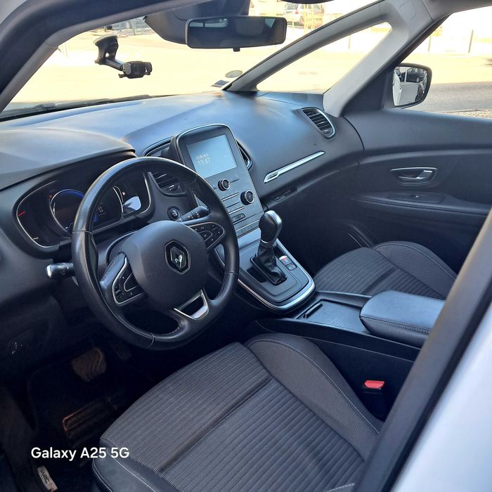 Renault Grand Scenic IV ( 1.7 BLUE DCI 120CH BUSINESS EDC 7 Assentos)