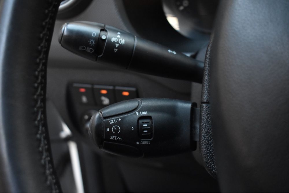 Peugeot Partner 2016 1.6HDI 100 muitos extras