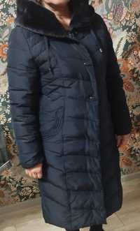 Зимове жіноче пальто 44/46 розмір