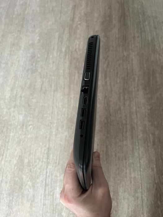 Ноутбук HP 250 G4 i3/4gb