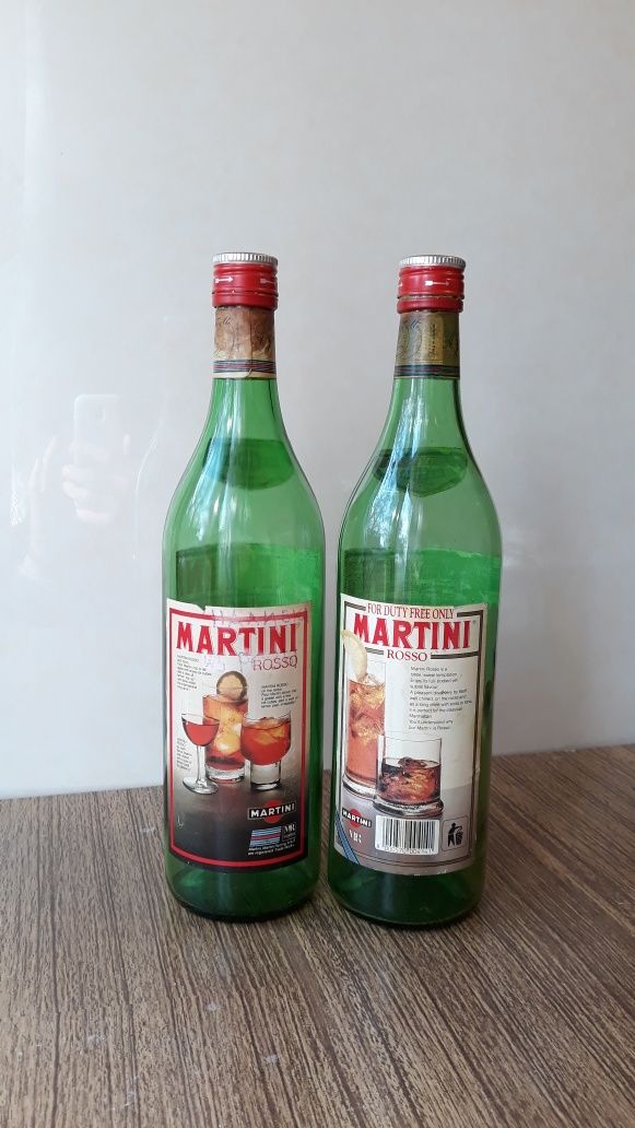 Винтажные бутылки Martini & Rossi