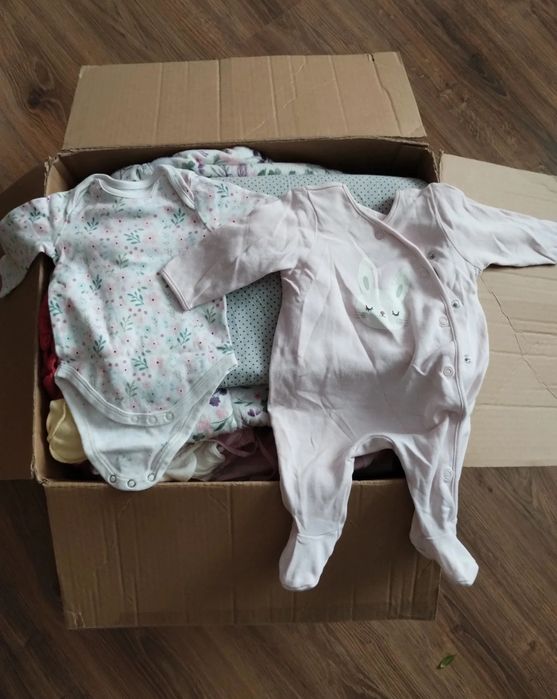 Ubranka dla dziewczynki