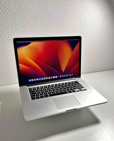 MacBook Pro Retina 15” Core i7 2.6 Quad-Core | 8GB | 2017 | Bat 88,2%
