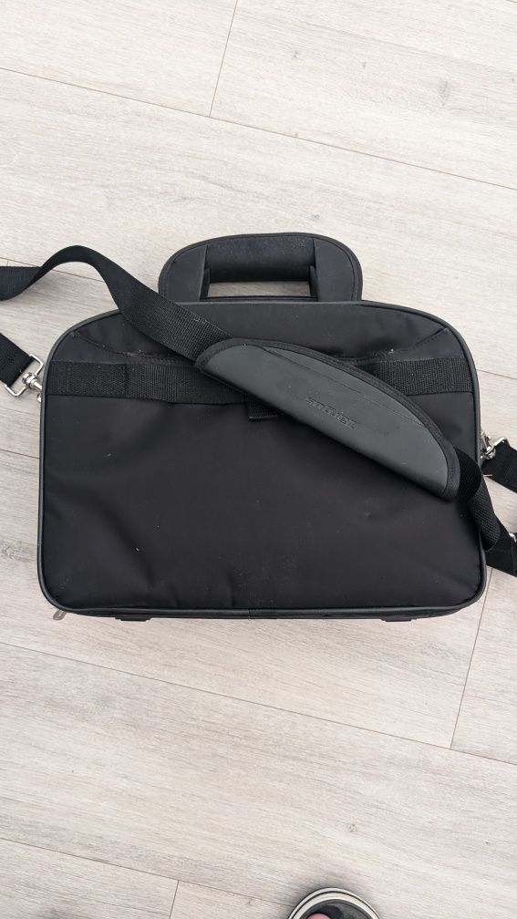 Targus - torba na laptopa