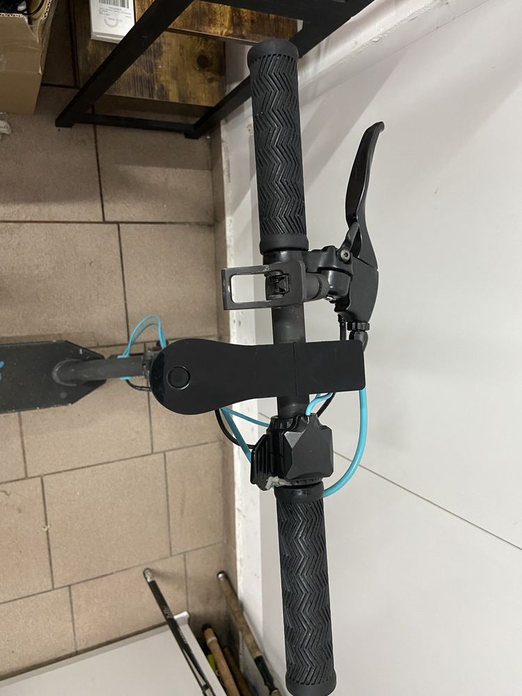 Hulajnoga elektryczna Motus Scooty 8,5