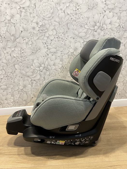 Автокрісло Recaro Salia Grey