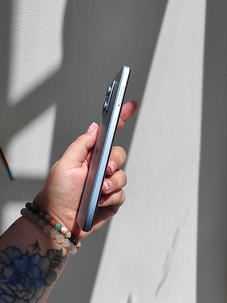 Motorola g84 5G блакитний