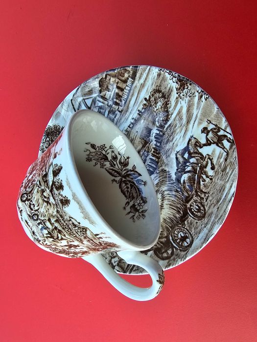 Chávena de café em porcelana inglesa