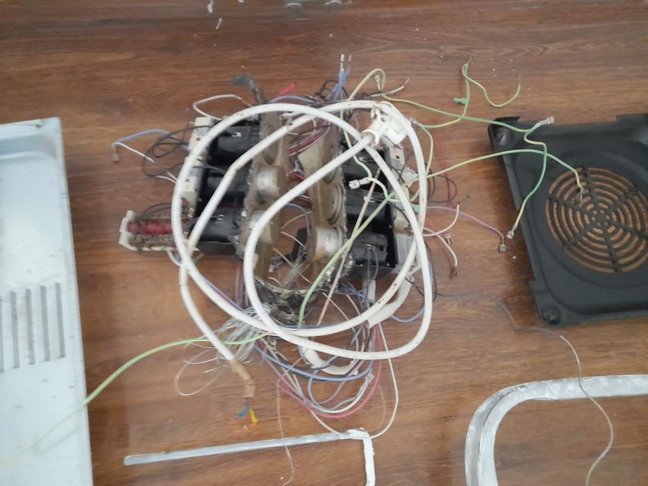 Części Amica kuchenka 56CE3 indukcyjna