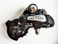 Перемикач швидкостей задній Shimano Altus RD-M310 / перекидка задняя