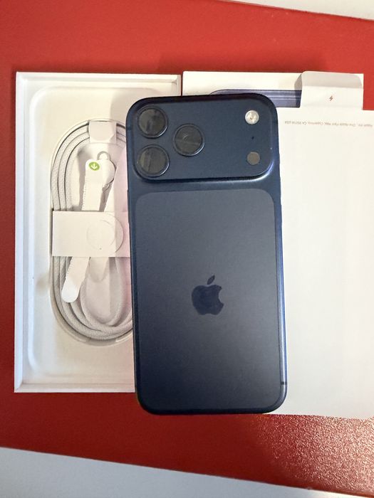 Iphone 17 Pro Max 256GB Azul .