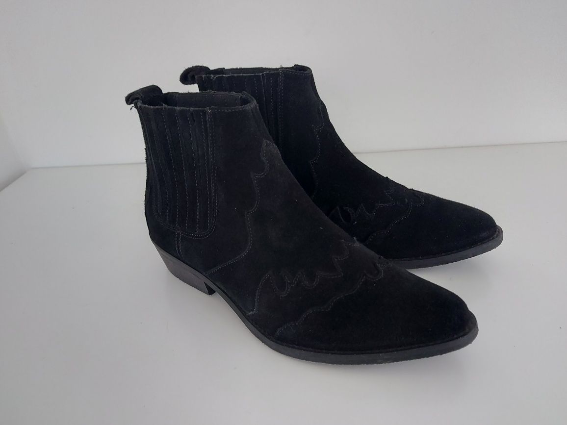 Buty damskie sztyblety skórzane w rozmiarze 36