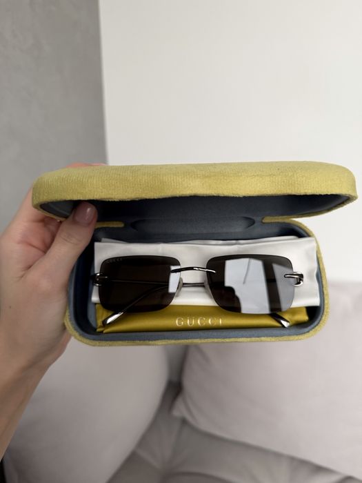 Люксова модель сонцезахисних окулярів GUCCI GG1703S 001 GREY