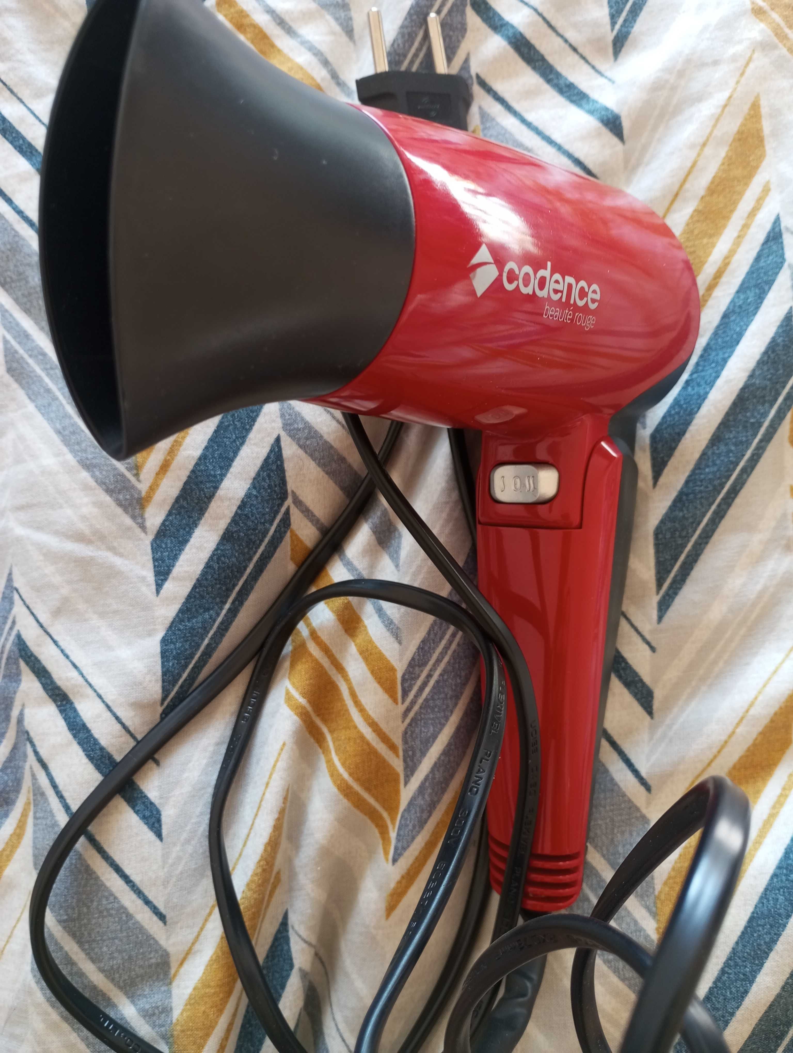 Secador de Cabelo Cadence Beauté Rouge SEC159 Dobrável 1200 Watts