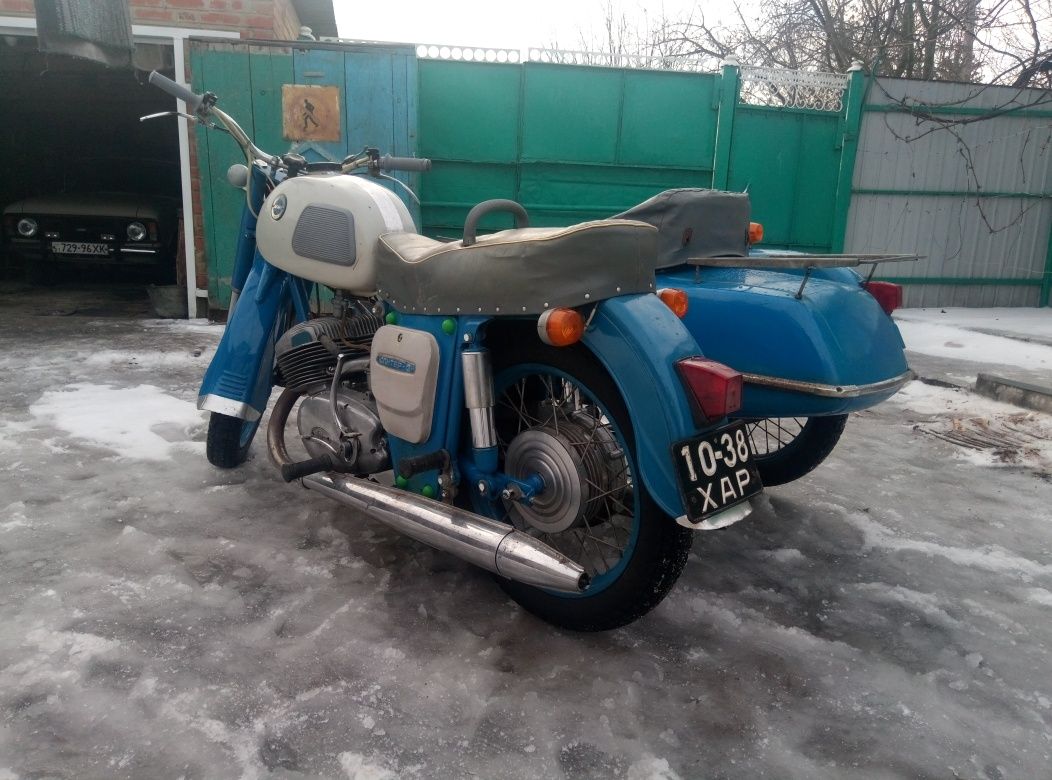 Продам мото Иж - Ю 3 с коляской 90% оригинал!
