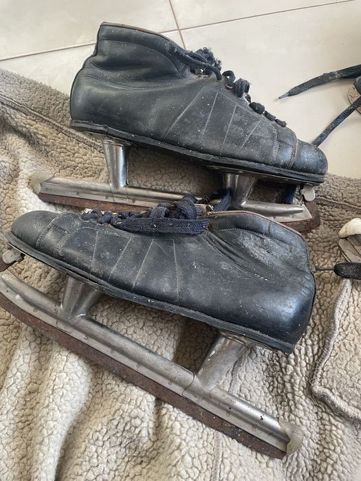 Продам ковзани різних розмірів вживані