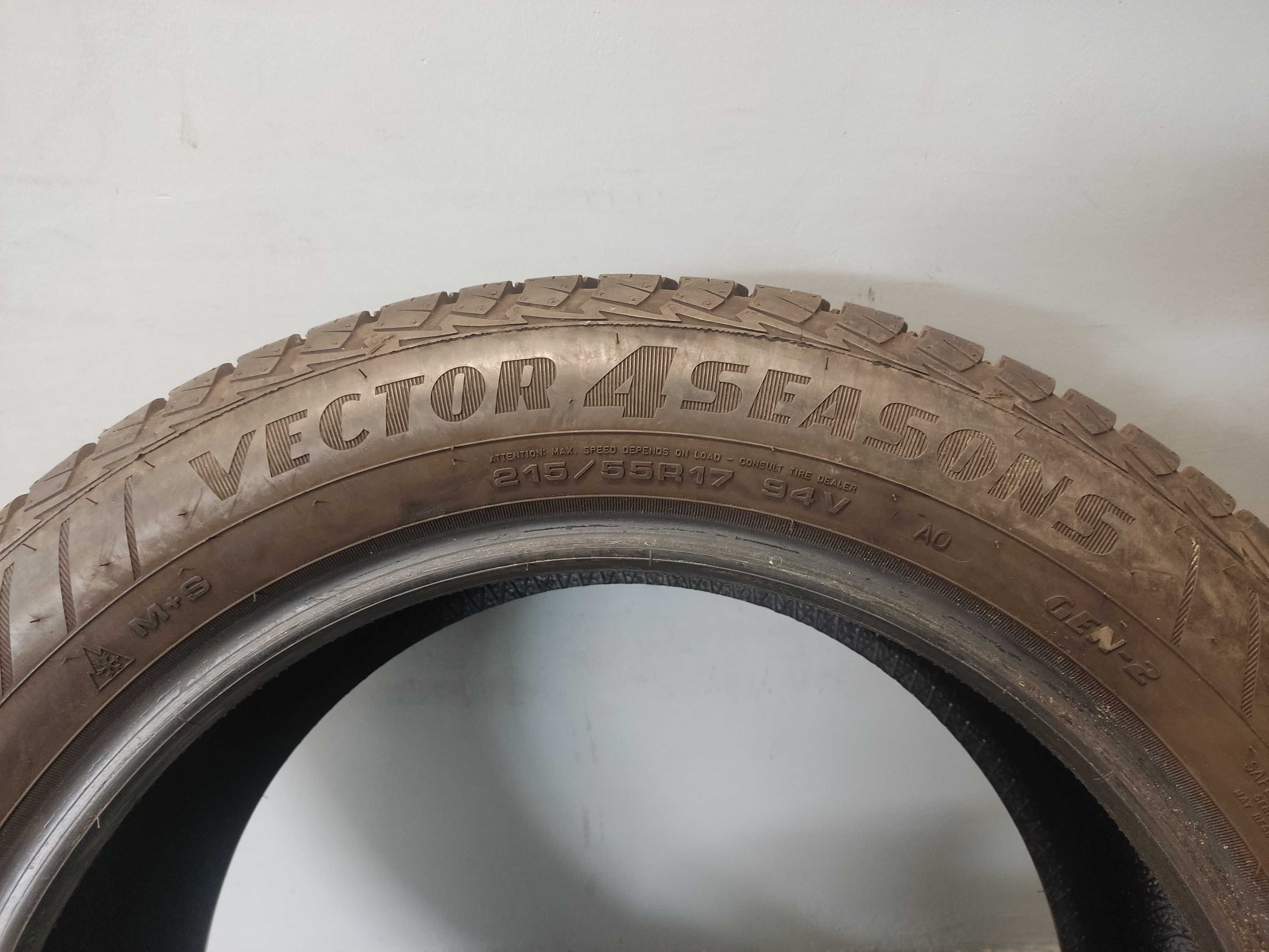 2x215/55R17 Goodyear Vector 4Seasons Gen-2, 94V, 2023 rok, Jak Nowe