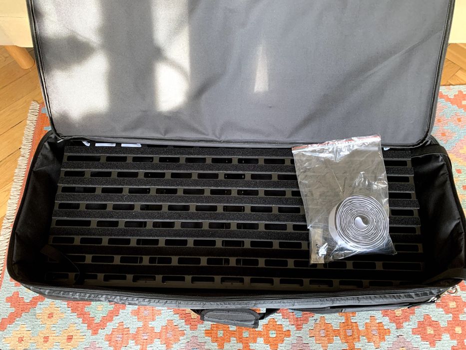 Pedalboard Rockboard CINQUE 5.4 B with Gig Bag