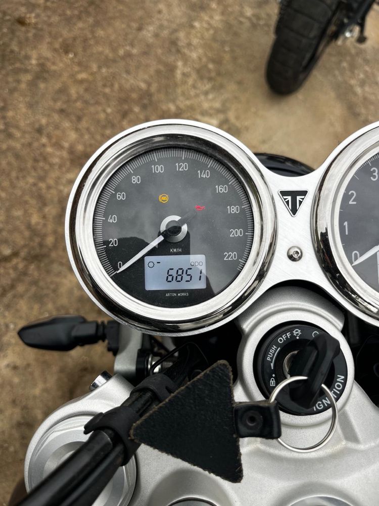 Triumph Speed Twin 1200