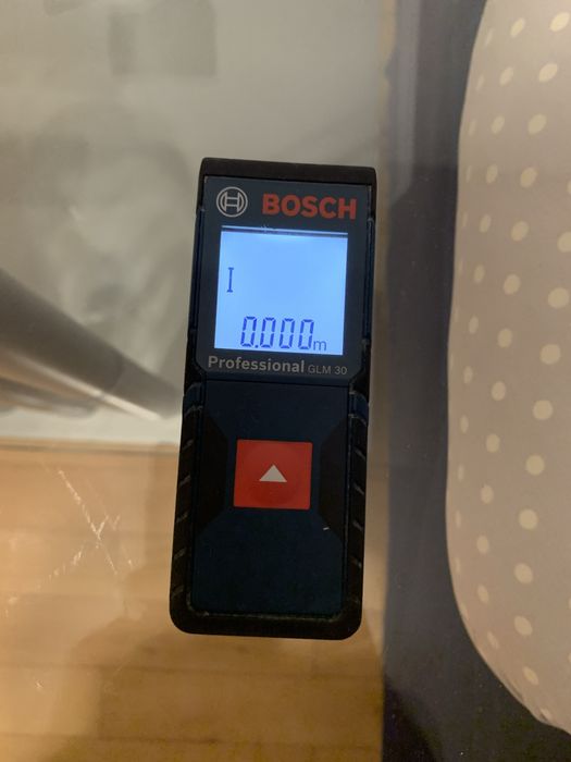 лазерный дальнометр Bosch. германия