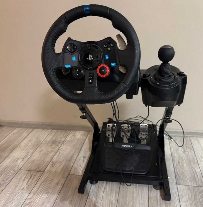 Kierownica logitech G29 + stojak i skrzynia biegów