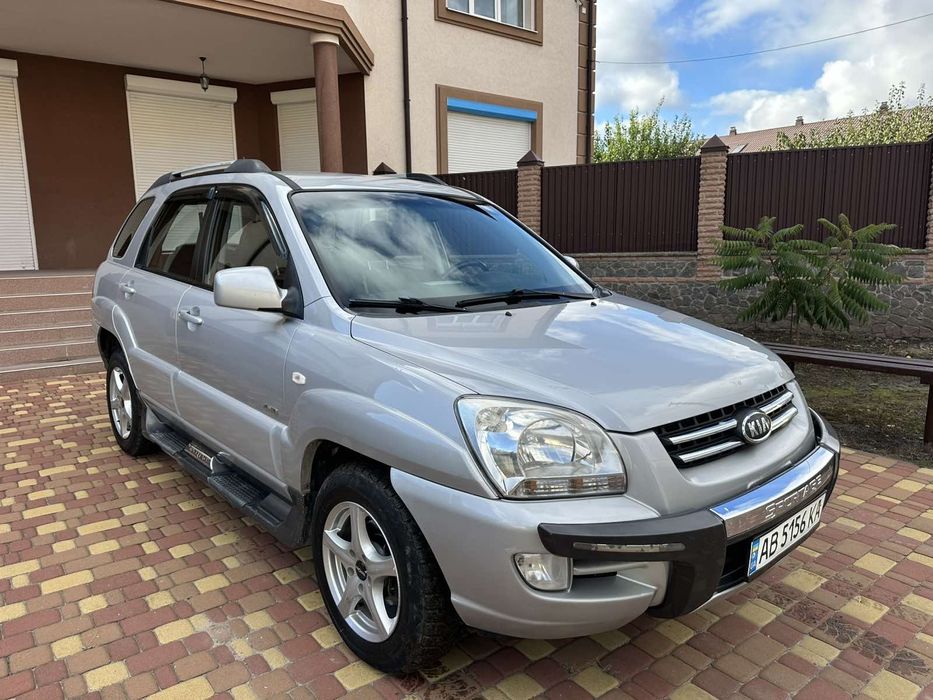 Продам KIA SPORTAGE 4x4 2.0 Газ-бензин.  Кіа Спортедж